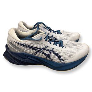 ASICS NOVABLAST 3 Mens Size 11 Running Shoes White Blue.  Less than 50 miles on